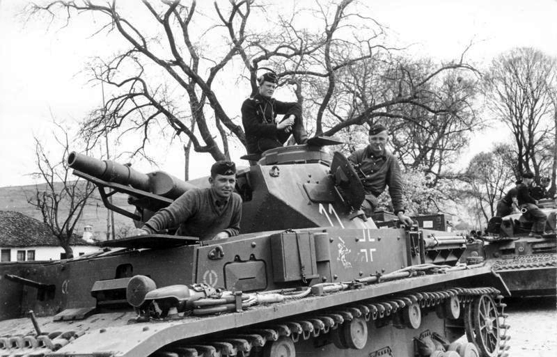Bundesarchiv_Bild_101I-770-0280-20,_Jugoslawien,_Panzer_IV