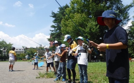 20190810-26-河口湖子供釣り教室キャスティング練習.JPG