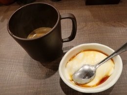 岡本商店 北浜店・杏仁豆腐とコーヒー