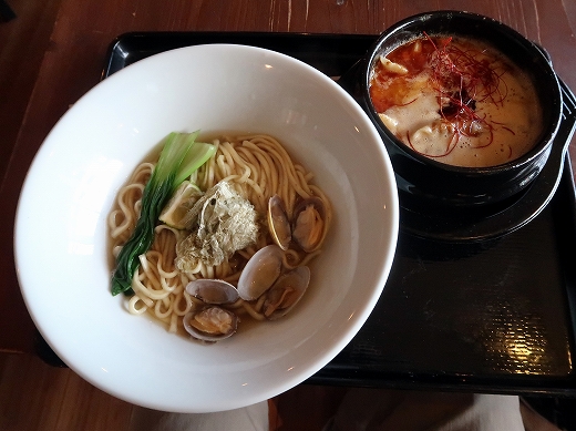 天満 餃子酒場 餃、(GYO-TEN)・大阪つけ麺